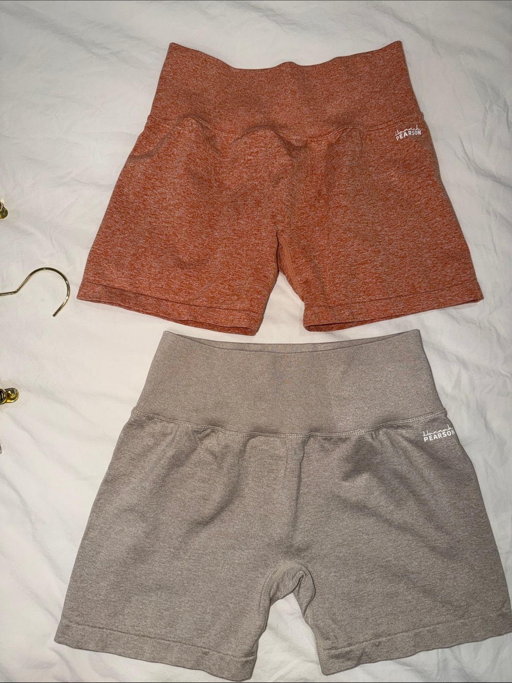 Dfyne Women’s High-Rise Shorts — Rust and Taupe